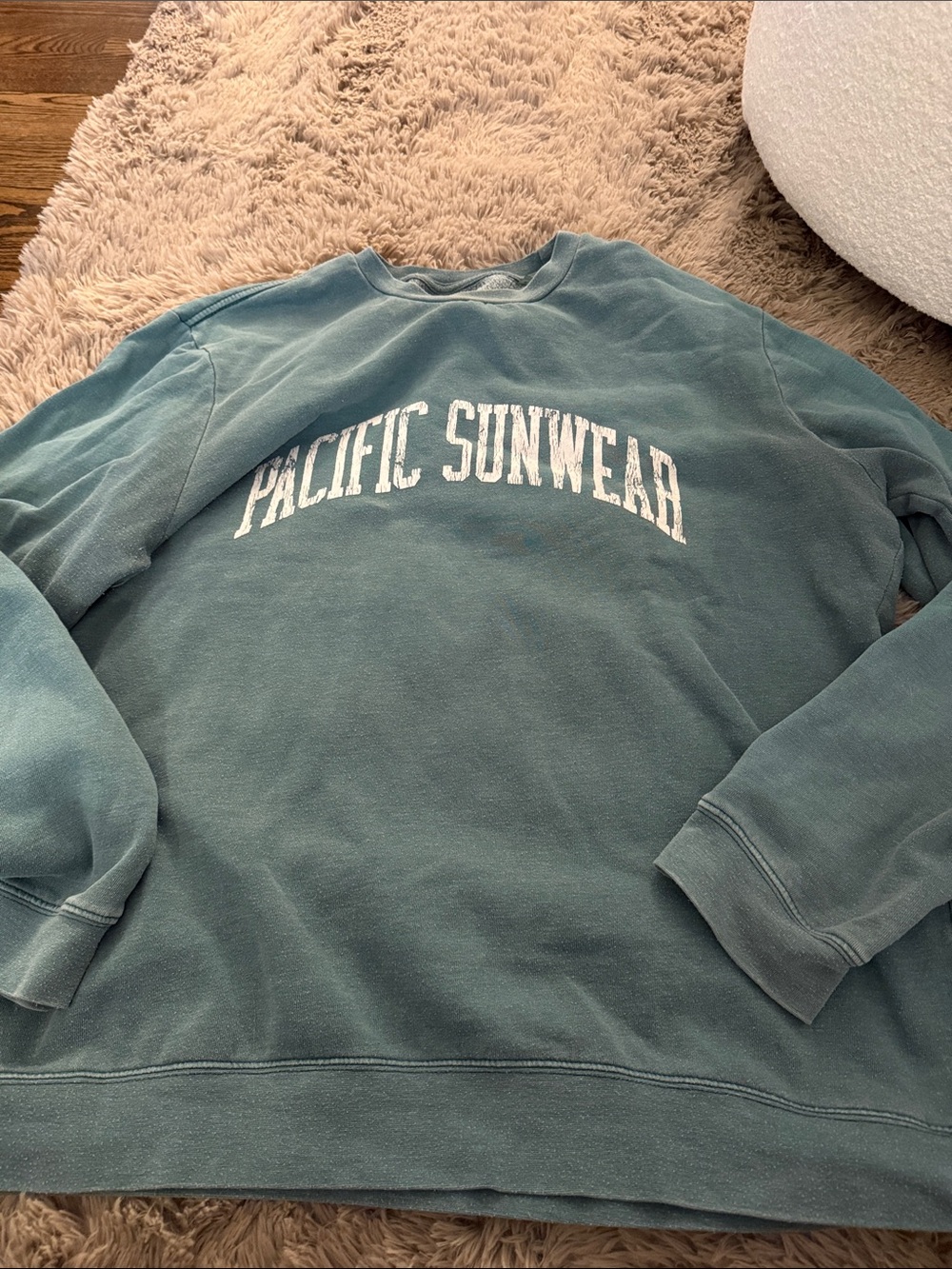 Pacific Sunwear Women's Crewneck Sweatshirt in Teal